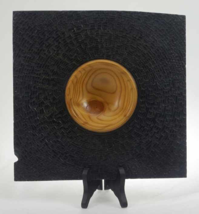 Bol en Melèze #641 – 10 x 1.5po. Bol en Melèze #641a - 10 x 1.5po.