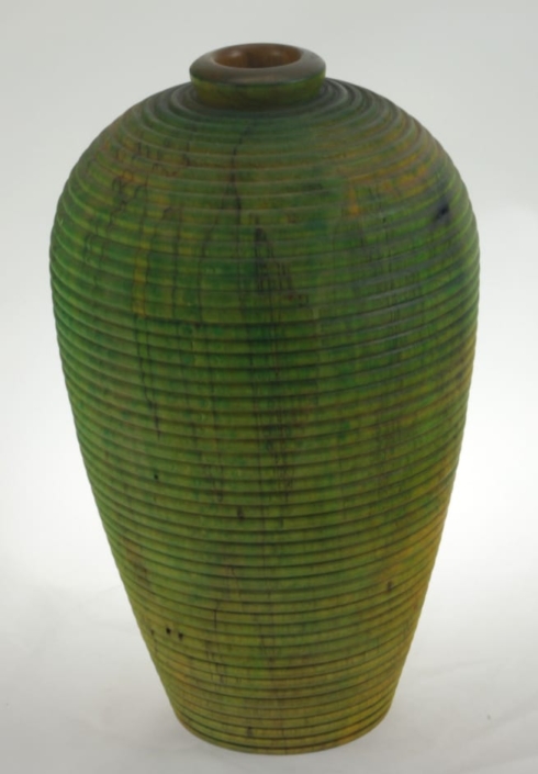 Vase en bois couleur- Bouleau #681b – 5.25 x 9 po. Vase en bois couleur- Bouleau #681b - 5.25 x 9 po.